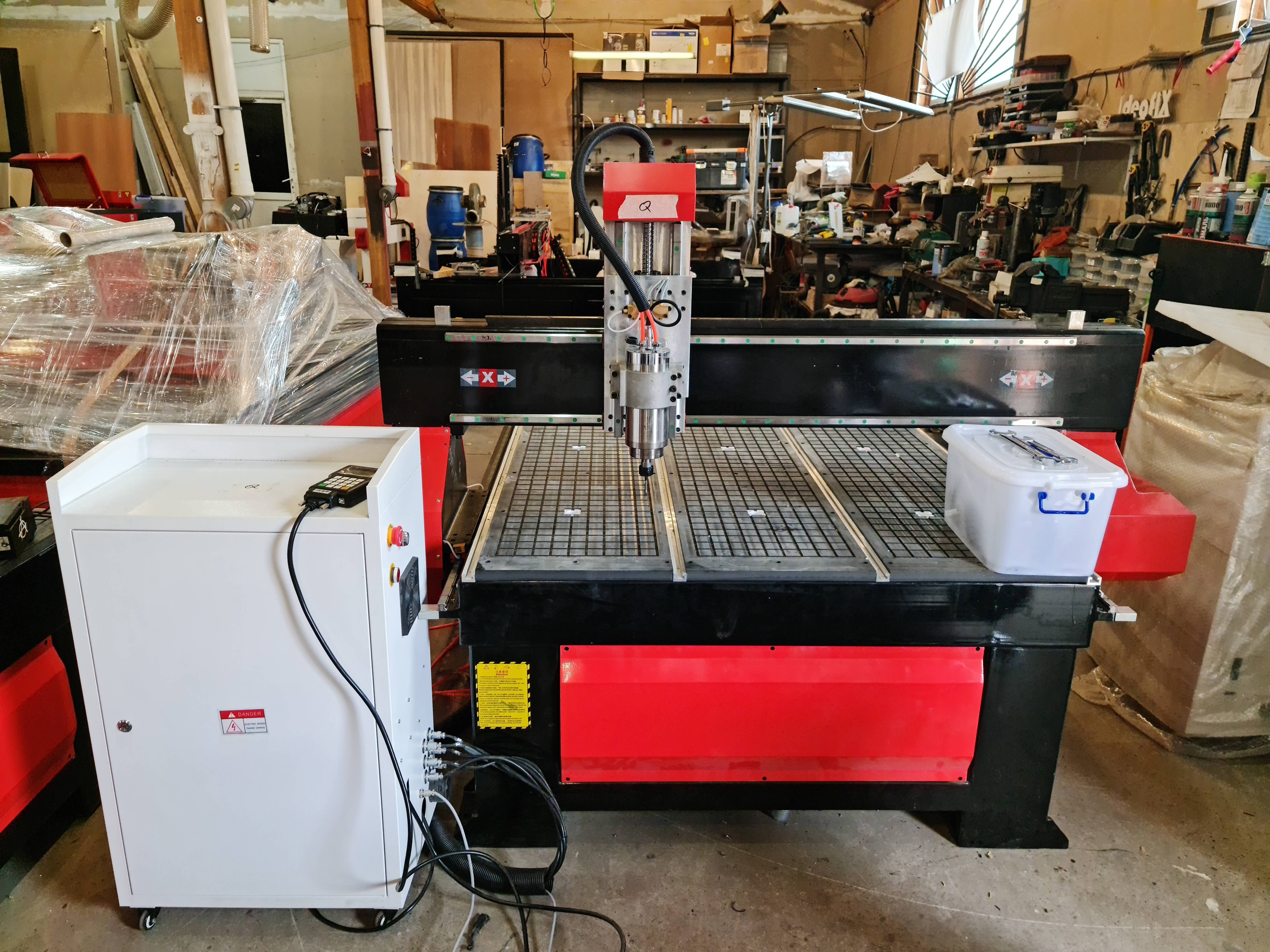 Фрезерный станок с ЧПУ 1300x2500x200mm Standart